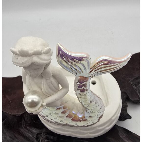 Bath and Body Works Mermaid Soap Holder - Picture 3 of 9